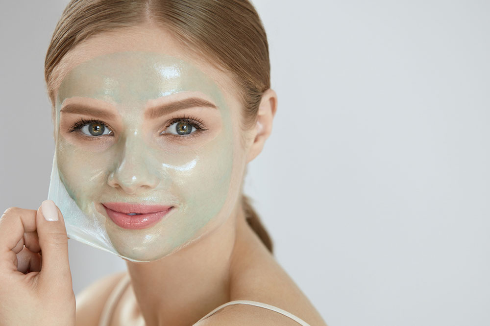 3 DIY Moisturizing Face Masks